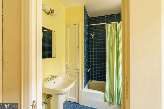 1026 WESTVIEW ST, Philadelphia, PA 19119