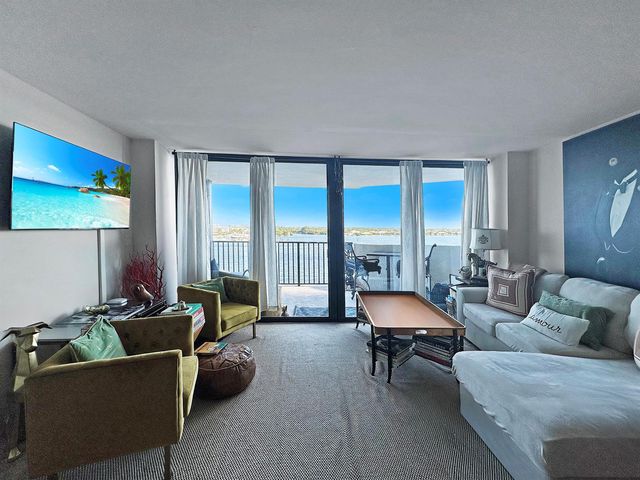 1200 S Flagler Drive 802, West Palm Beach, FL 33401