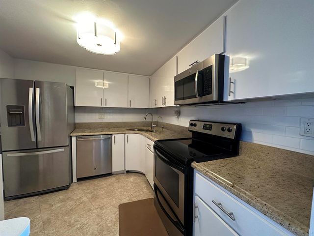 1200 S Flagler Drive 802, West Palm Beach, FL 33401
