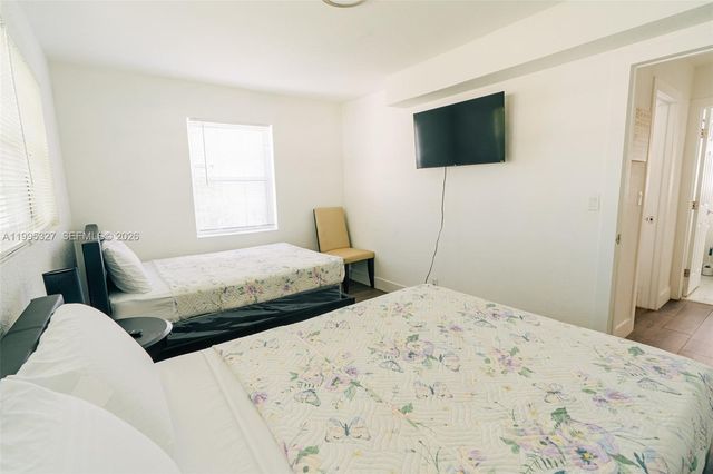 920 NW 84th St, Miami, FL 33150