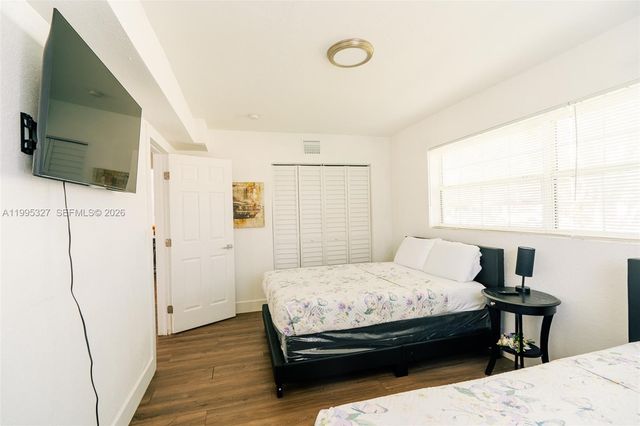 920 NW 84th St, Miami, FL 33150