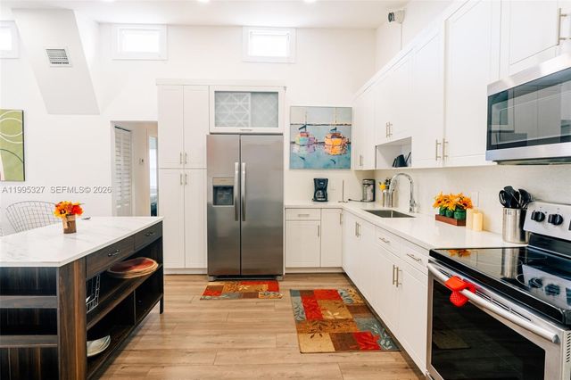 920 NW 84th St, Miami, FL 33150