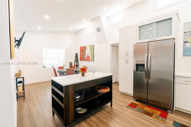 920 NW 84th St, Miami, FL 33150