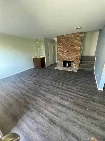 10215 Variel, Chatsworth, CA 91311