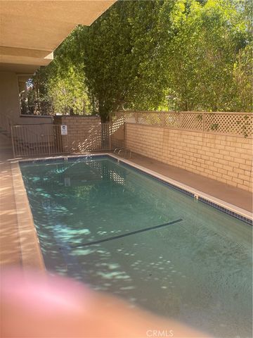 10215 Variel, Chatsworth, CA 91311