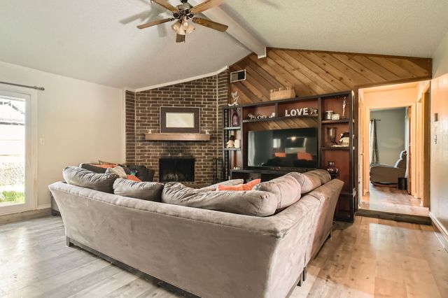 3719 French Wood Drive, Arlington, TX 76016