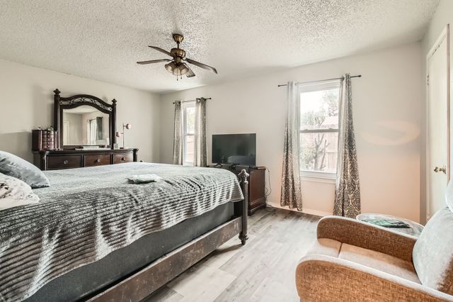 3719 French Wood Drive, Arlington, TX 76016