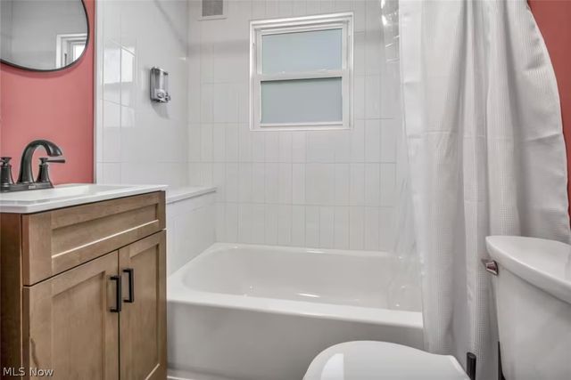 3297 W 131st Street, Cleveland, OH 44111