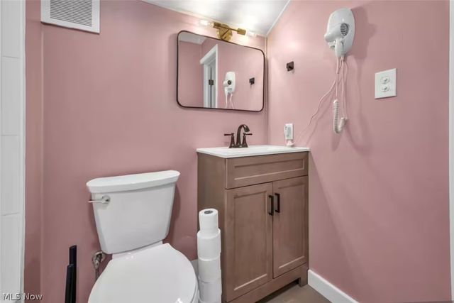 3297 W 131st Street, Cleveland, OH 44111