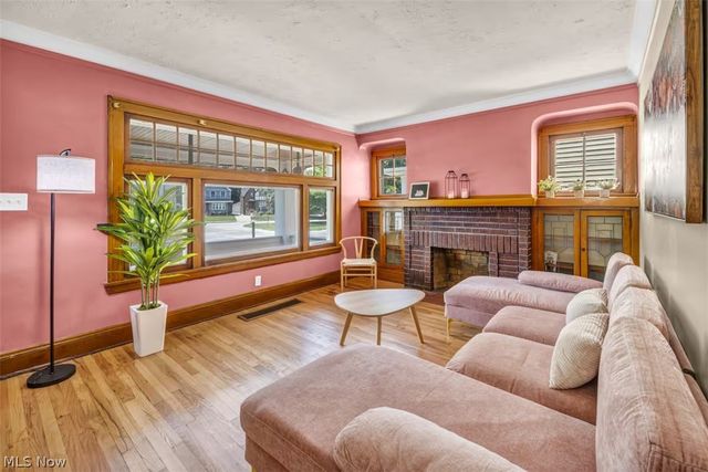3297 W 131st Street, Cleveland, OH 44111