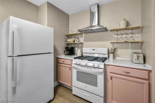 3297 W 131st Street, Cleveland, OH 44111