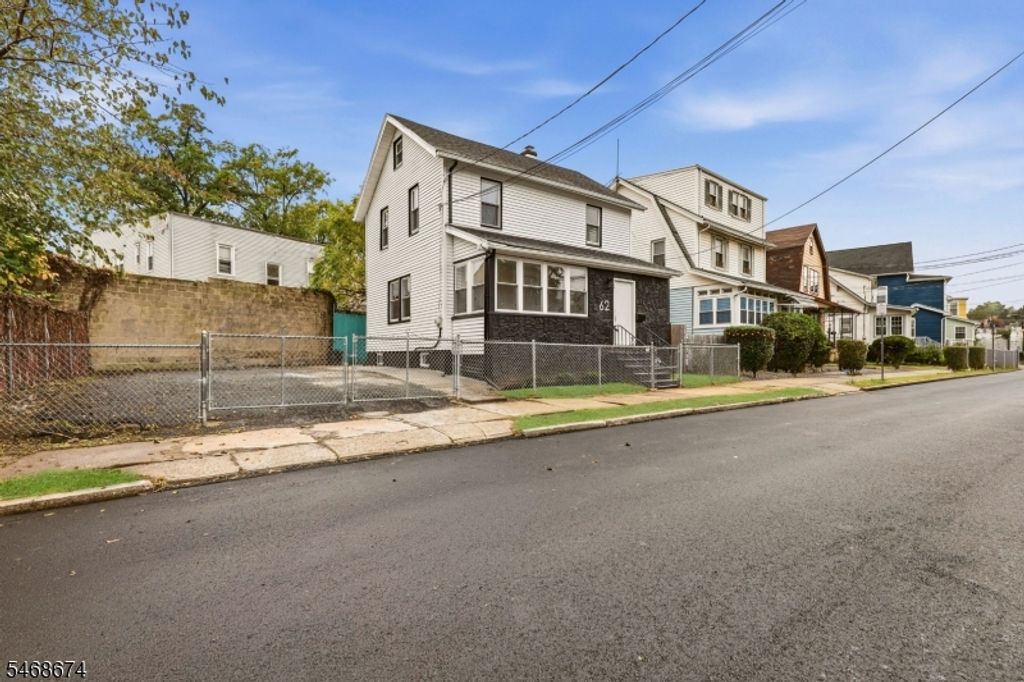62 Unity Ave, Newark City, NJ 07106 — photo 4