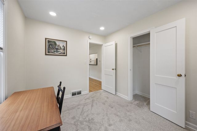 735 30th Street SE, Cedar Rapids, IA 52403