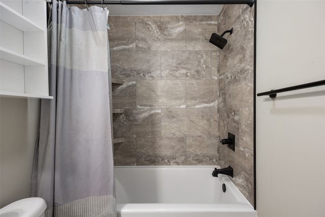 735 30th Street SE, Cedar Rapids, IA 52403