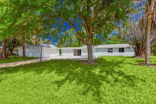 8587 SW 18th Avenue, Stuart, FL 34997
