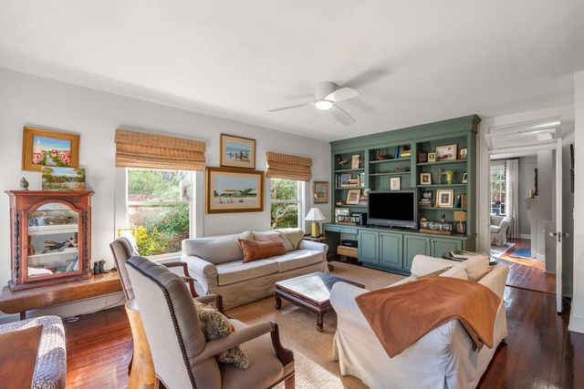 2 Lenwood Boulevard, Charleston, SC 29401