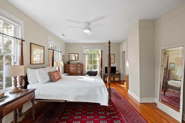 2 Lenwood Boulevard, Charleston, SC 29401