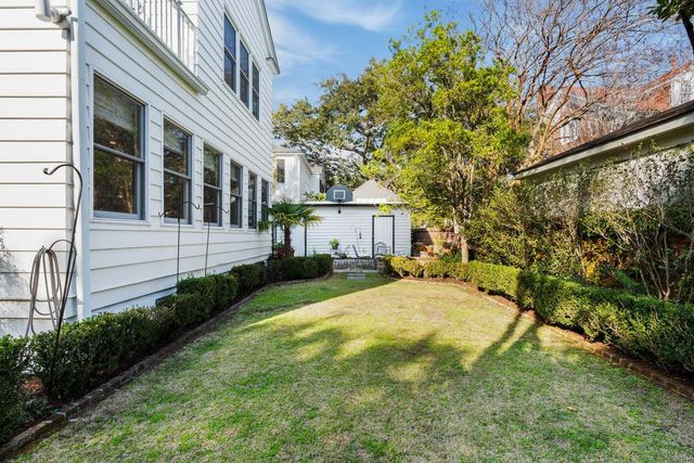 2 Lenwood Boulevard, Charleston, SC 29401