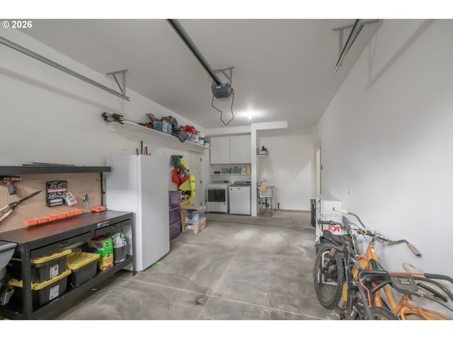 41 Fern St, Gleneden Beach, OR 97388