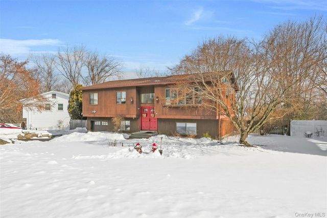 10 SKINNER Court, Tomkins Cove, NY 10986