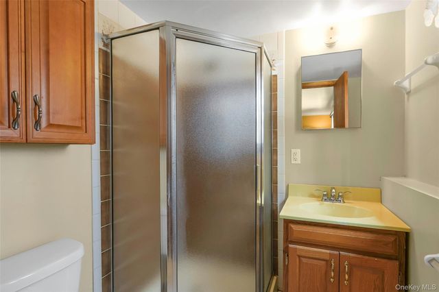 10 SKINNER Court, Tomkins Cove, NY 10986