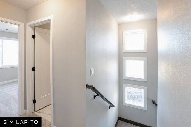 17230 Northview Drive, Urbandale, IA 50323