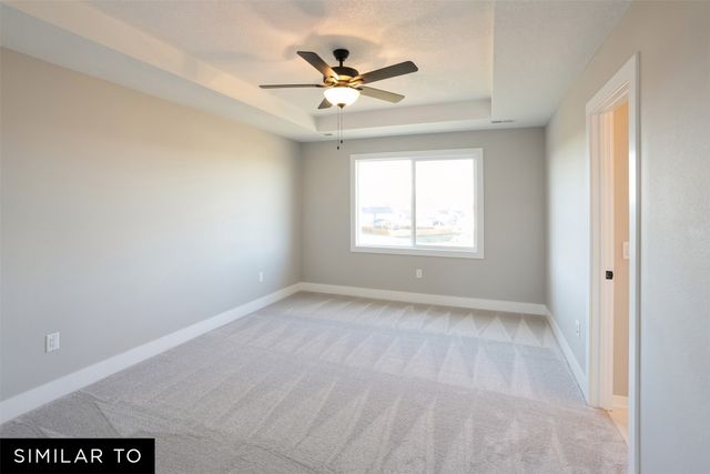 17230 Northview Drive, Urbandale, IA 50323