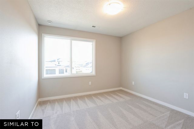 17230 Northview Drive, Urbandale, IA 50323