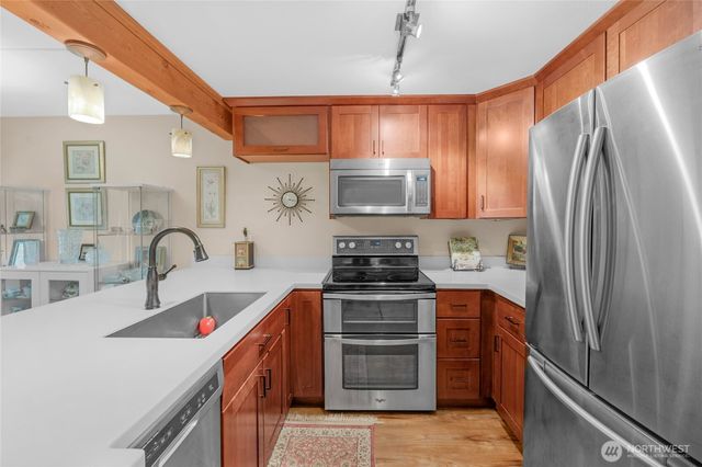 17425 119th Lane SE #D22, Renton, WA 98058
