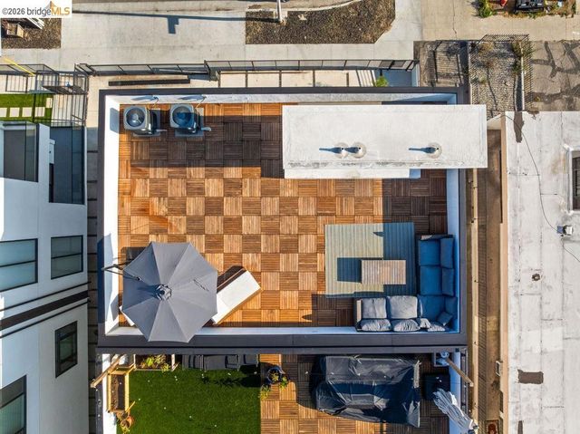 6503 N Contour LN, North Hollywood, CA 91606