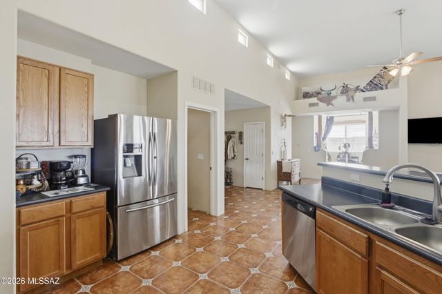 7879 W Spiney Lizard Place, Tucson, AZ 85735