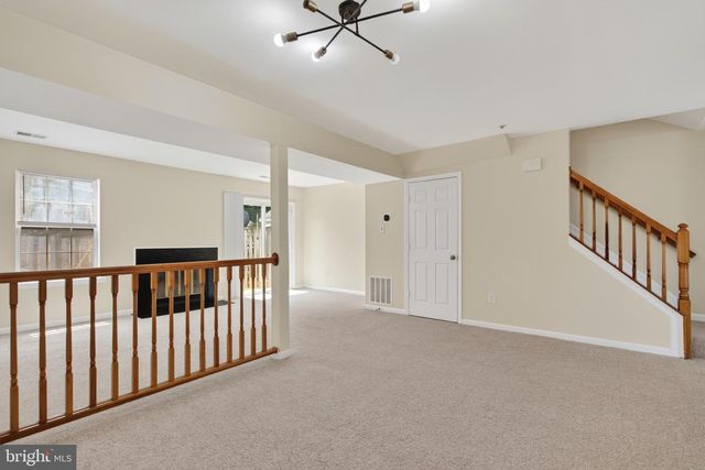 1806 RYDERWOOD, Landover, MD 20785