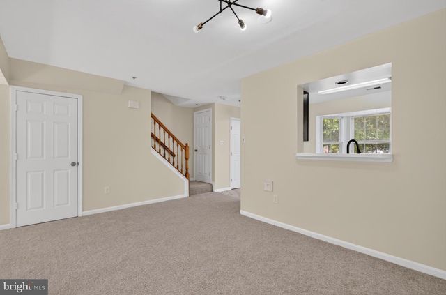 1806 RYDERWOOD, Landover, MD 20785