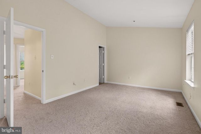1806 RYDERWOOD, Landover, MD 20785