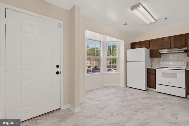 1806 RYDERWOOD, Landover, MD 20785