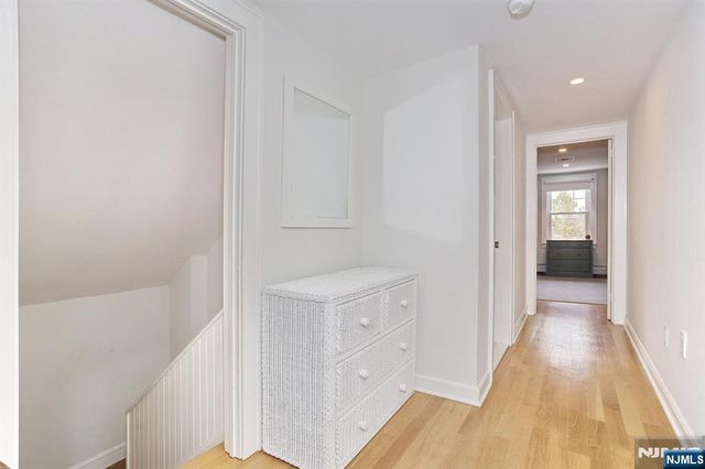 7 Madison Heights, Wyckoff, NJ 07481