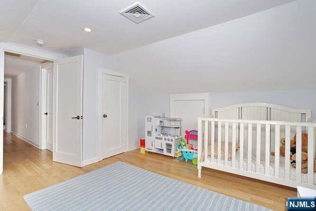 7 Madison Heights, Wyckoff, NJ 07481