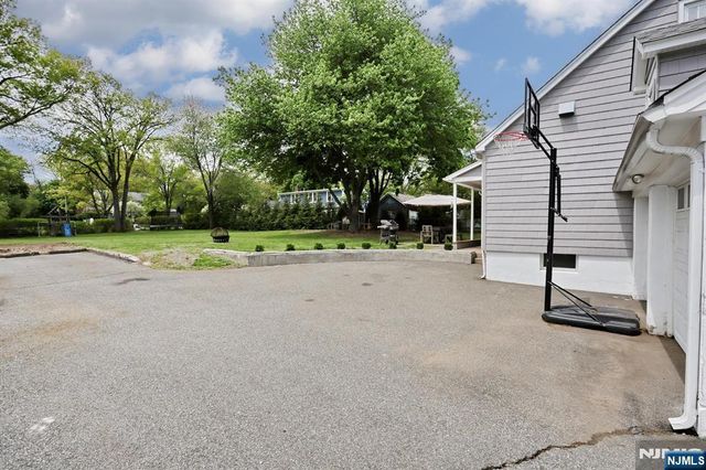 7 Madison Heights, Wyckoff, NJ 07481
