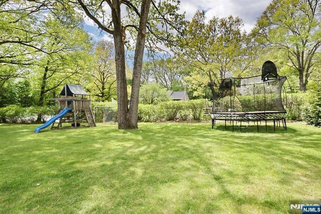 7 Madison Heights, Wyckoff, NJ 07481