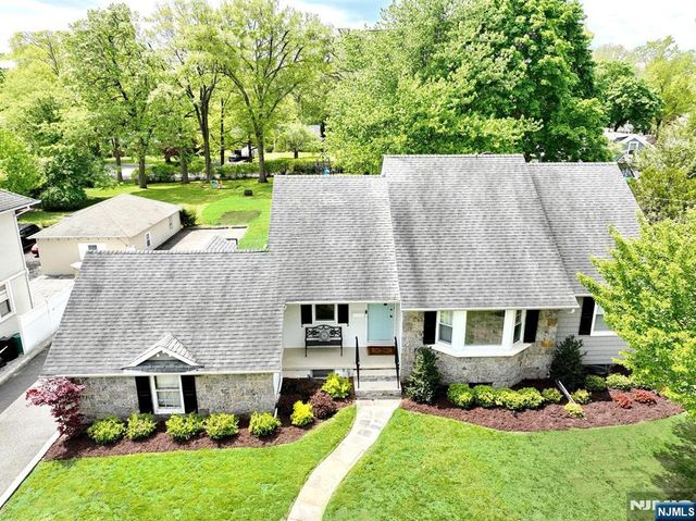 7 Madison Heights, Wyckoff, NJ 07481