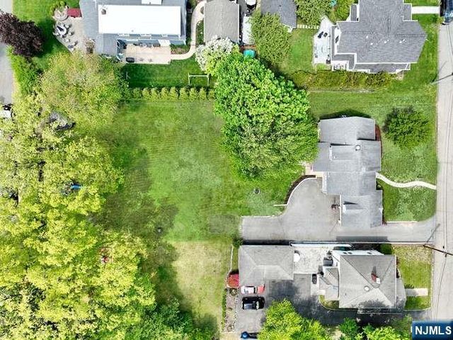 7 Madison Heights, Wyckoff, NJ 07481