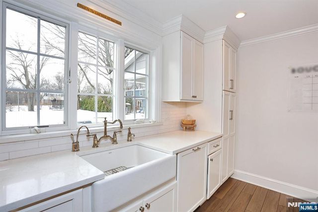 7 Madison Heights, Wyckoff, NJ 07481