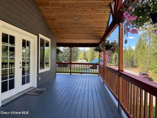 4058 W Seasons RD, Rathdrum, ID 83858