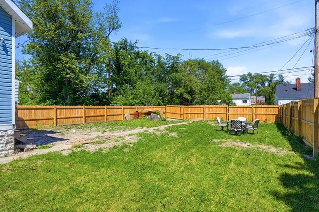 17916 Arlington Street, Hamtramck, MI 48212