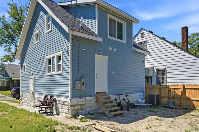 17916 Arlington Street, Hamtramck, MI 48212