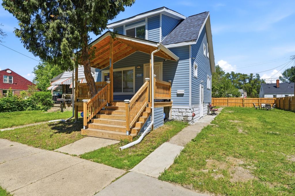 17916 Arlington Street, Hamtramck, MI 48212