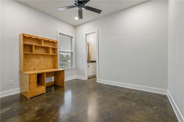 7532 Marys Way, Bryan, TX 77808