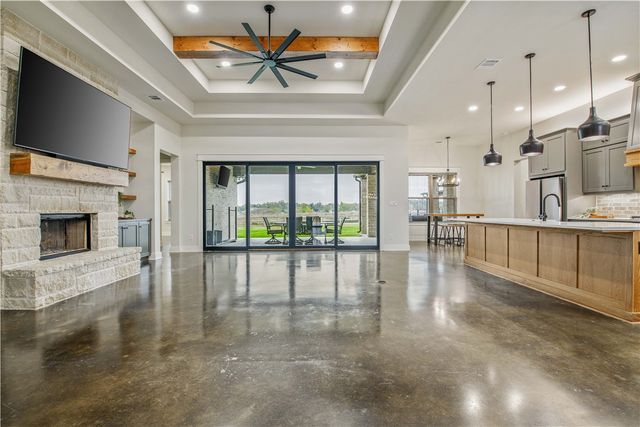 7532 Marys Way, Bryan, TX 77808