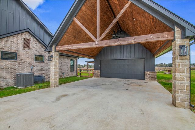 7532 Marys Way, Bryan, TX 77808