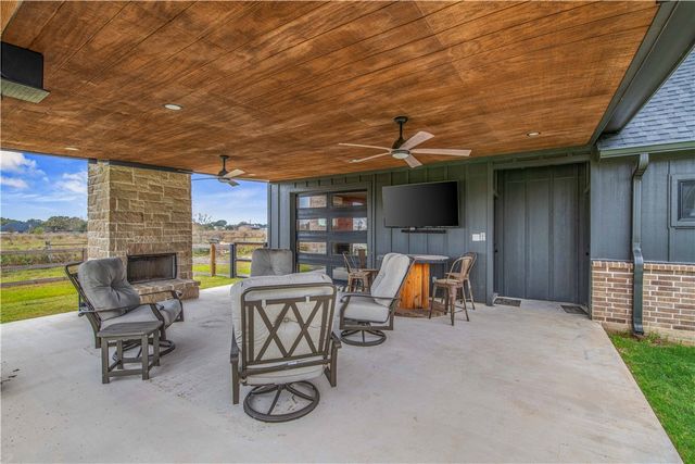 7532 Marys Way, Bryan, TX 77808